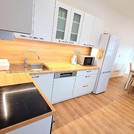 Na Jezerkach بيت ضيافة